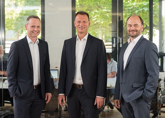 Christoph Hardt (rechts), Michael Wagner (links) und Büroinhaber Christoph Hitzler (Mitte) von HI. Christoph Hardt (rechts), Michael Wagner (links) und Büroinhaber Christoph Hitzler (Mitte) von HI.