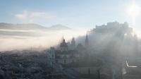 Nebelbedeckte Innenstadt (Schloss Mönchstein)