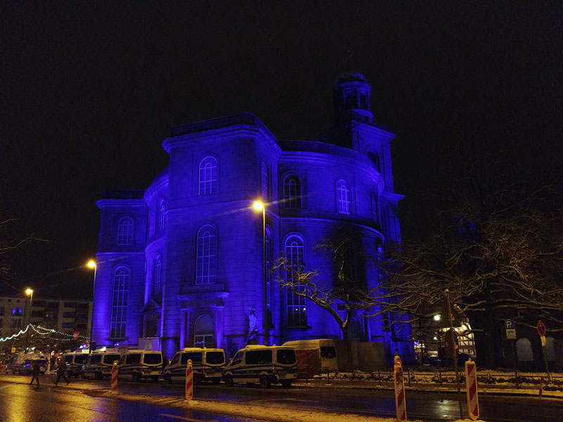Illuminierung der Frankfurter Paulskirche (Foto: Fotograf Wonge Bergmann) Illuminierung der Frankfurter Paulskirche (Foto: Fotograf Wonge Bergmann)