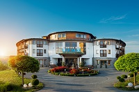 Hoteleingang im Sonnenuntergang © Mario Unger (Hotel Larimar)