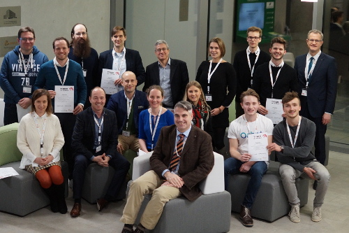 Glückliche Gesichter bei den Tigern den TechBase und den Gründern nach den Pitches Glückliche Gesichter bei den Tigern den TechBase und den Gründern nach den Pitches