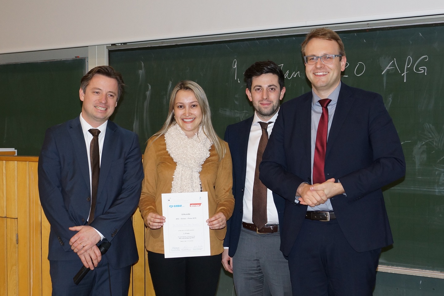Dr. Andressa Vilas Boas Nogueira (2.v.li.) mit dem neu gewählten Vorstand der AfG der DGZMK (Bildque