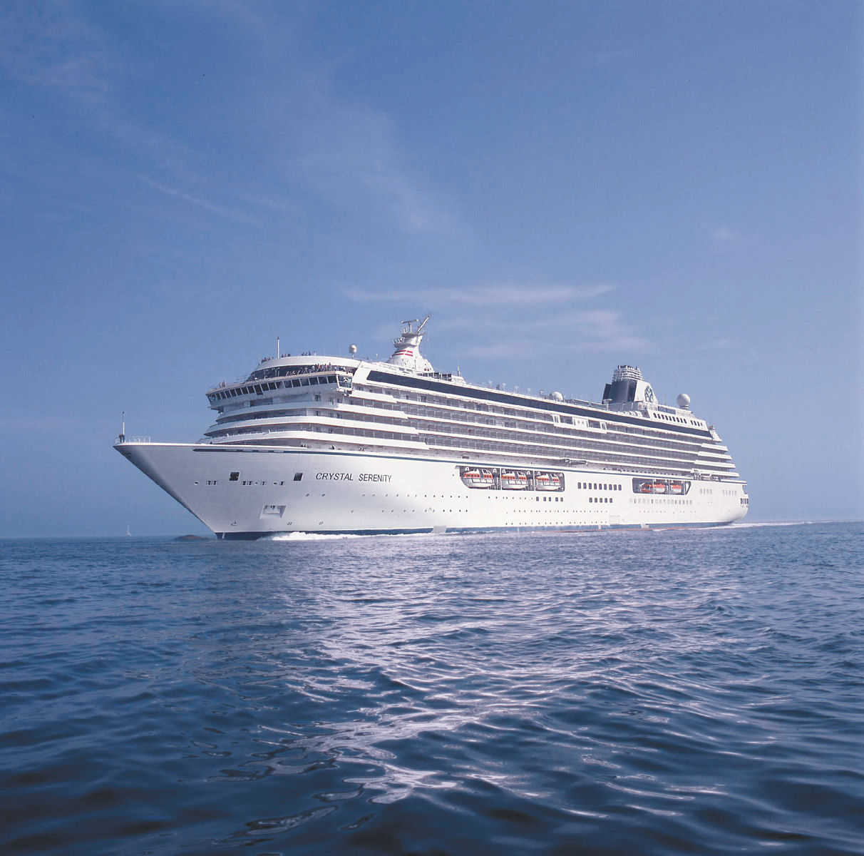 Die"Crystal Serenity" besucht im Mai 2019 pünktlich zum Formel-1-Rennen das Fürstentum Mon Die"Crystal Serenity" besucht im Mai 2019 pünktlich zum Formel-1-Rennen das Fürstentum Mon