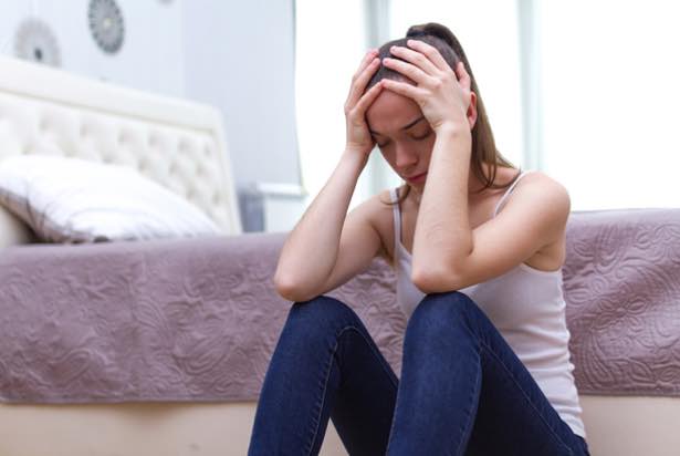 Bei Depressionen können naturidentische Hormone eingesetzt werden. (Bildquelle:©Goffkein / Fotolia) Bei Depressionen können naturidentische Hormone eingesetzt werden. (Bildquelle:©Goffkein / Fotolia)