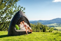 Ausblick mit einem Cocktail genießen (c) Günter Standl  (Hüttenhof)