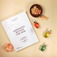 Cinq Mondes Happiness within the Skin Cinq Mondes Happiness within the Skin
