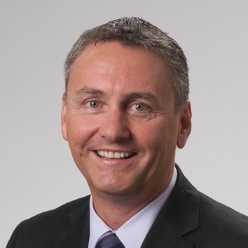 Craig Charlton, CEO SugarCRM Craig Charlton, CEO SugarCRM