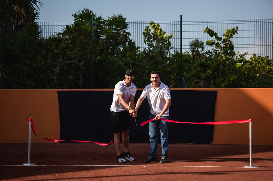 Rafa Nadal und Abel Matutes, CEO der Palladium Hotel Group, eröffnen das Rafa Nadel Tennis Centre Rafa Nadal und Abel Matutes, CEO der Palladium Hotel Group, eröffnen das Rafa Nadel Tennis Centre