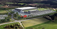 3D-Bild des geplanten Multi-Channel-Zentrallagers in Geiselwind (Quelle: Dietz AG/ Phase 5 GmbH) 3D-Bild des geplanten Multi-Channel-Zentrallagers in Geiselwind (Quelle: Dietz AG/ Phase 5 GmbH)