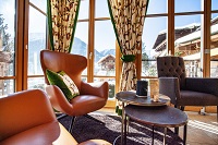 Gemütliche Leseecke mit Panoramafenster (Wanderhotel Gassner) Gemütliche Leseecke mit Panoramafenster (Wanderhotel Gassner)