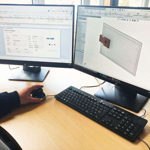 HY-LINE : eigene Touchscreen - Fertigung