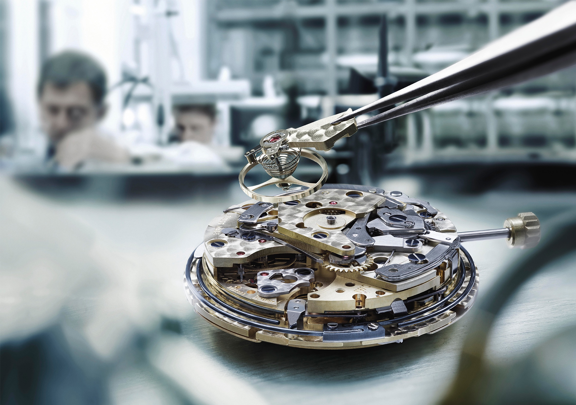 IWC setzt auf Qualitätssicherung der Luxusuhren mit MES- und CAQ-Software von SCIIL IWC setzt auf Qualitätssicherung der Luxusuhren mit MES- und CAQ-Software von SCIIL