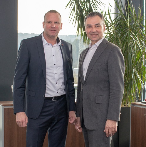 v.l.n.r.: Ralf Siefen, Gerd Simon (c) DC-Datacenter-Group GmbH v.l.n.r.: Ralf Siefen, Gerd Simon (c) DC-Datacenter-Group GmbH