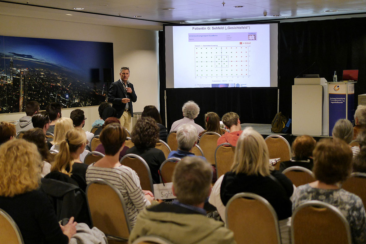 Im SightCity Forum sprechen Mediziner, Low-Vision-Spezialisten und Betroffene. (Bildquelle: Kerstin 