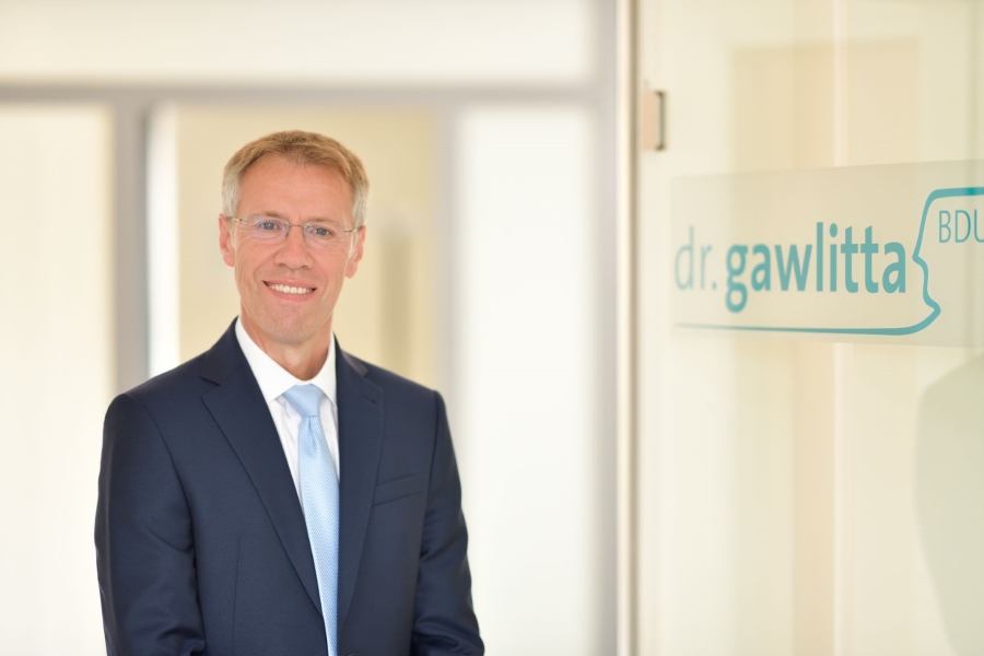 Geschäftsführer Dr. Dirk Wölwer