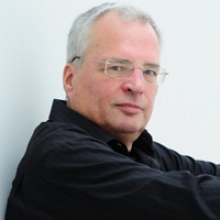 Wolfgang A. Gogolin / Französisch von unten © studioline