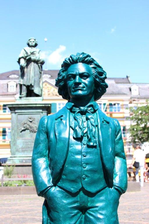 Fast 1000 Beethoven-Statuen verkauft: Bürgeraktion freut sich über den großen Zuspruch