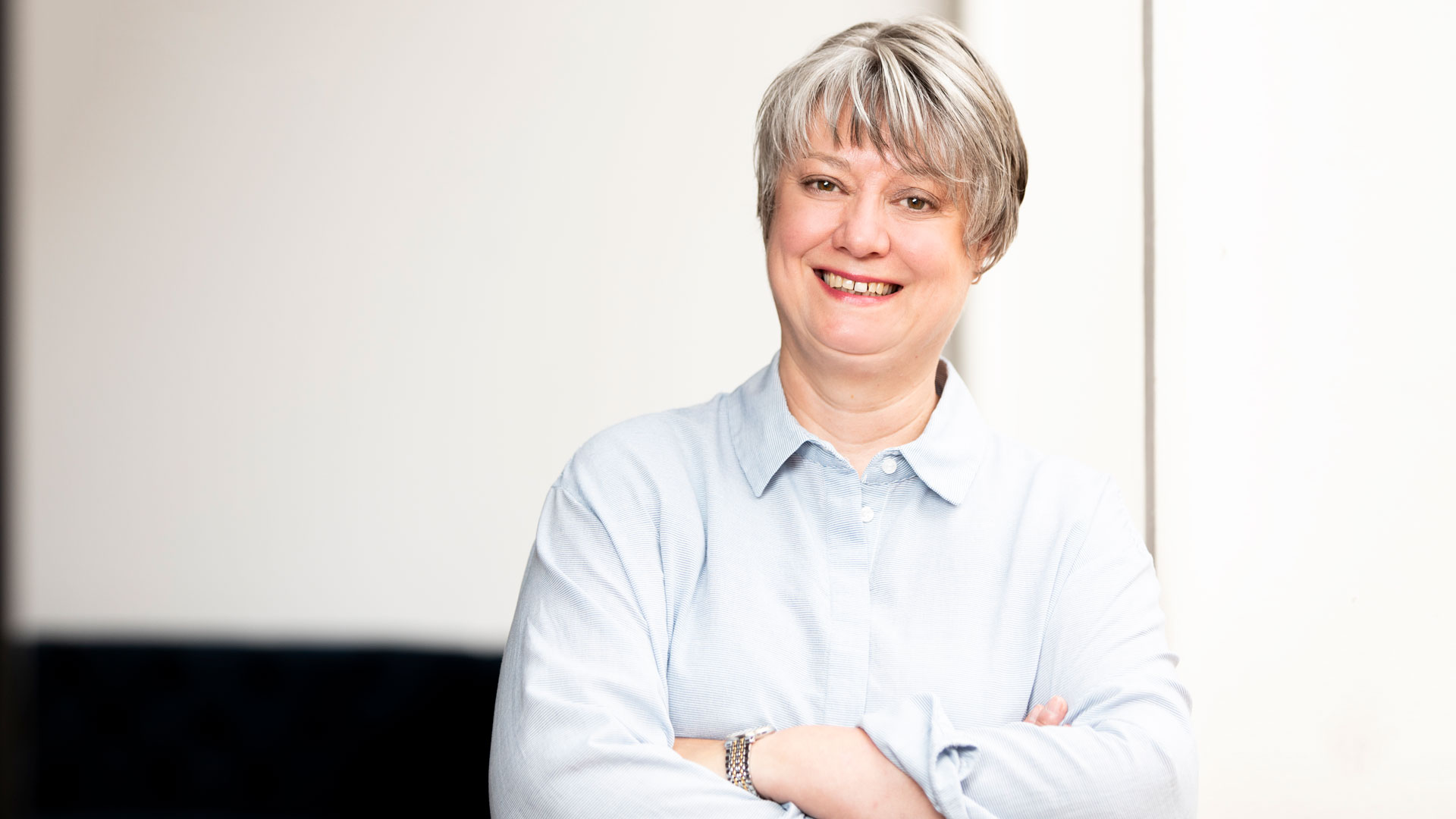 Elke Müllerüber die erfolgreiche Rekrutierung internationaler Mitarbeiter. Elke Müllerüber die erfolgreiche Rekrutierung internationaler Mitarbeiter.