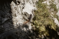 Sicheres Wandern durch die Rosengartenschlucht in Imst (c) Rudi Wyhlidal (Imst)