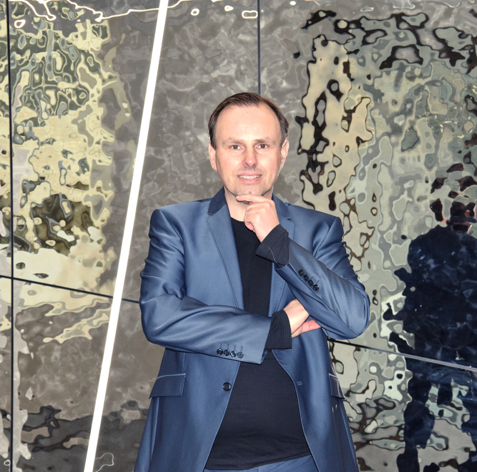 Heinz Playner - Kurator des MAMAG Modern Art Museum