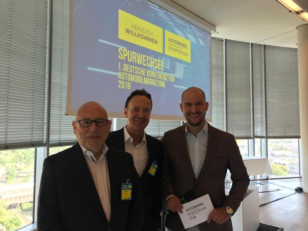 Die 1. Deutsche Konferenz für Automobilmarketing „Spurwechsel 2019“ war ein voller Erfolg. Die 1. Deutsche Konferenz für Automobilmarketing „Spurwechsel 2019“ war ein voller Erfolg.