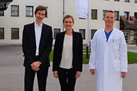 Dr. Heike Hofmann zusammen mit Felix Rauschek und Dr. Michael Schütz (Foto: Bernhard Krebs)