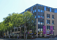 Der moderne Bürokomplex “Blasewitzer Straße 78-82“ im Stadtteil Dresden-Striesen Der moderne Bürokomplex “Blasewitzer Straße 78-82“ im Stadtteil Dresden-Striesen