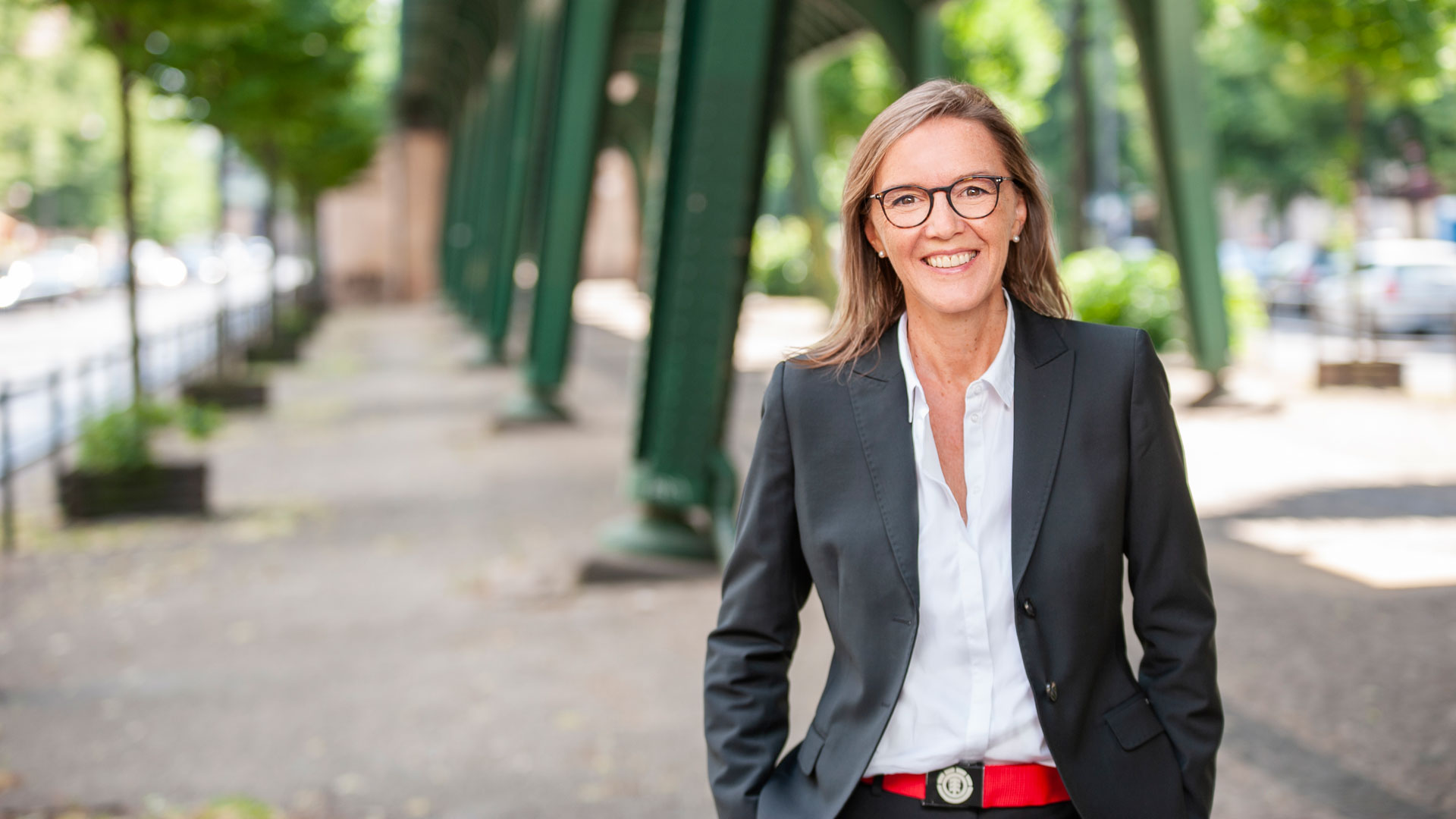 Franziska Brandt-Bieslerüber Feature-F...ing. Franziska Brandt-Bieslerüber Feature-F...ing.