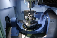 MATSUURA MAM72-70V - perfekte Zugänglichkeit MATSUURA MAM72-70V - perfekte Zugänglichkeit