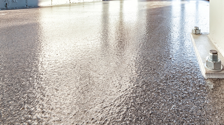 Gießharzböden eignen sich bestens für Industrie, Handwerk und das produzierende Gewerbe. (Bildquelle