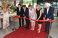 A. Hermann mit H. Cüven, R. Husry, D. Schade, E. Rometsch und H. Bülow (Foto c/o HR Group) A. Hermann mit H. Cüven, R. Husry, D. Schade, E. Rometsch und H. Bülow (Foto c/o HR Group)