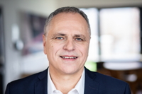 Prof. Dr. Jürgen Angele leitet das Kompetenzzentrum für KI bei adesso. (Quelle: adesso AG) Prof. Dr. Jürgen Angele leitet das Kompetenzzentrum für KI bei adesso. (Quelle: adesso AG)