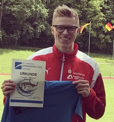 Masterstudent an der HdWM: Dreispringer Felix Mairhofer.