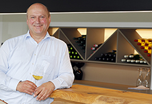 Johannes Selbach präsentiert am 15. September Spitzenweine aus Zeltingen-Rachtig. © Holger Bernert Johannes Selbach präsentiert am 15. September Spitzenweine aus Zeltingen-Rachtig. © Holger Bernert