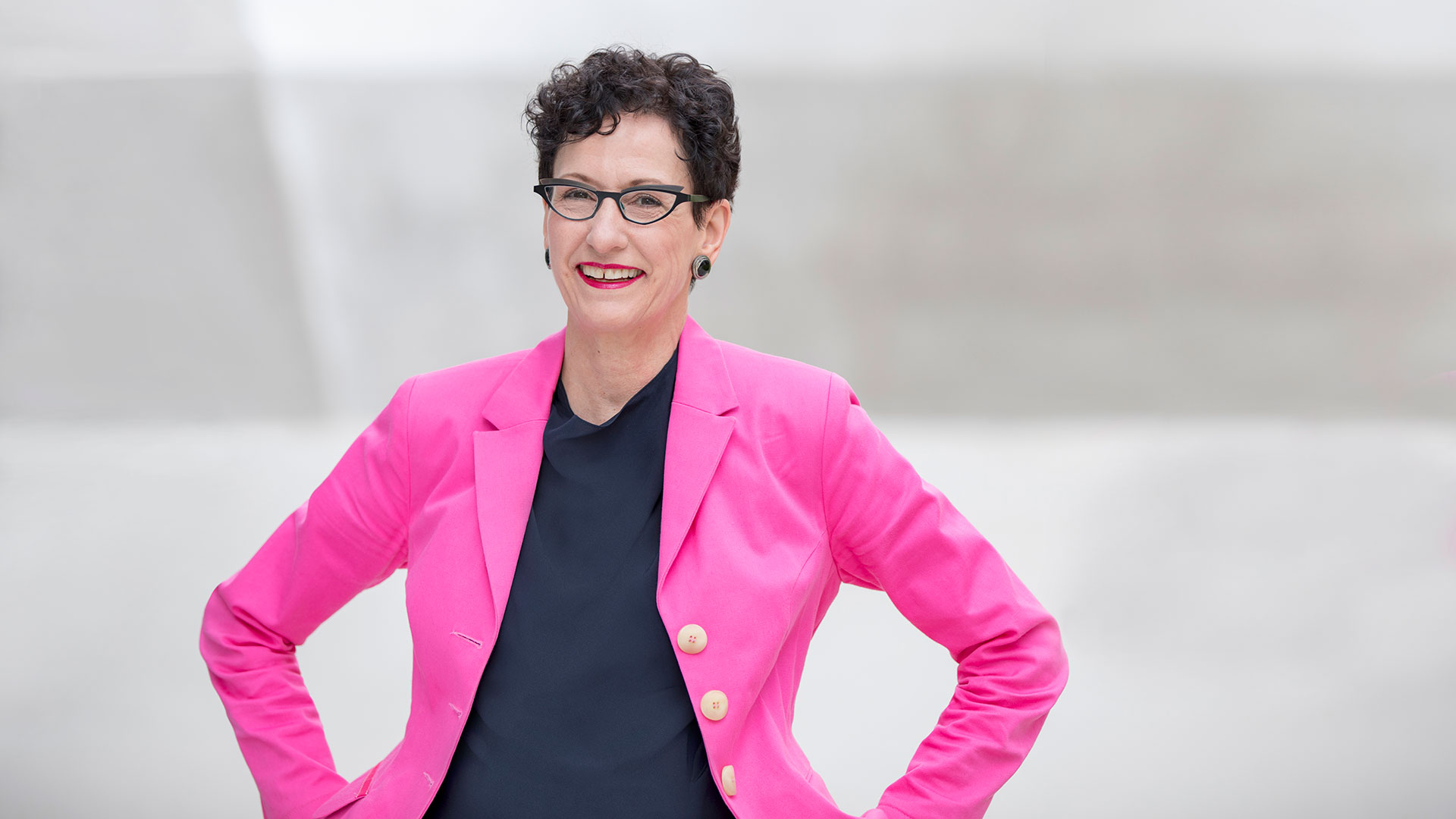 Carmen Abrahamüber unterschiedliche Generationen
