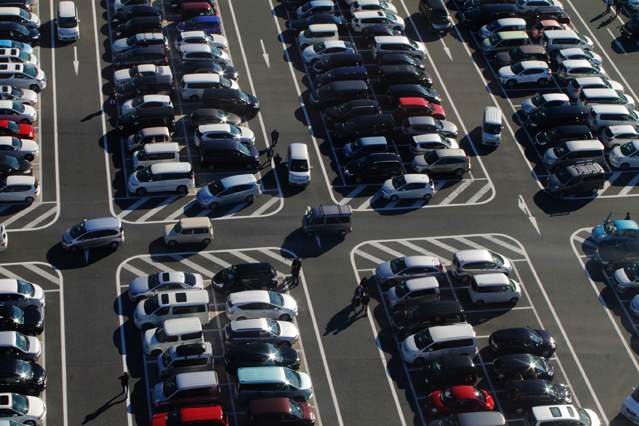 Wie sich Autofahrer im Straßenverkehr verhalten sollen, regelt die StVO. (Bildquelle: ERGO Group) Wie sich Autofahrer im Straßenverkehr verhalten sollen, regelt die StVO. (Bildquelle: ERGO Group)