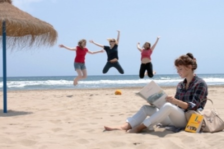 Die Sprachschule macht einen Strandausflug 