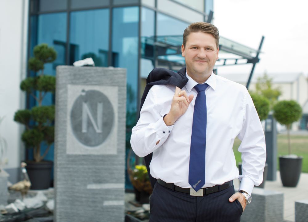 Uwe Fischer, Geschäftsführer Neumüller Elektronik GmbH Uwe Fischer, Geschäftsführer Neumüller Elektronik GmbH