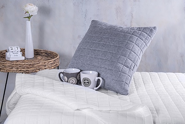 Cosmira - Schlafdecken aus Holz