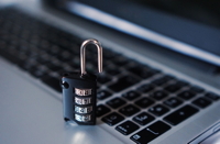 Maßnahmen zum Schutz vor Cyber-Attacken sind für Unternehmen jeder Größe essenziell (Quelle Pixabay) Maßnahmen zum Schutz vor Cyber-Attacken sind für Unternehmen jeder Größe essenziell (Quelle Pixabay)