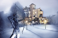 Außenansicht im Winter (c) Kaindl-Hönig (Schloss Mönchstein)