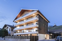 Außenansicht bei Nacht (c) Hannes Niederkofler (Paula Wiesinger Apartments & Suites) Außenansicht bei Nacht (c) Hannes Niederkofler (Paula Wiesinger Apartments & Suites)