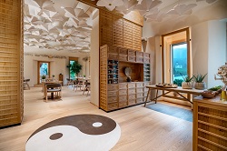 Eingangsbereich zum Tenzo Gesundheitsrestaurant (Posthotel Achenkirch) Eingangsbereich zum Tenzo Gesundheitsrestaurant (Posthotel Achenkirch)