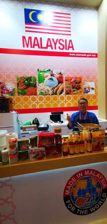 Besonderes Highlight: Matrade lud Malaysias bekannten Küchenchef Dr. Sharim Karim zu Kochvorführung Besonderes Highlight: Matrade lud Malaysias bekannten Küchenchef Dr. Sharim Karim zu Kochvorführung
