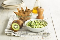 Green Kiwi mit Leinsamen-Crackern