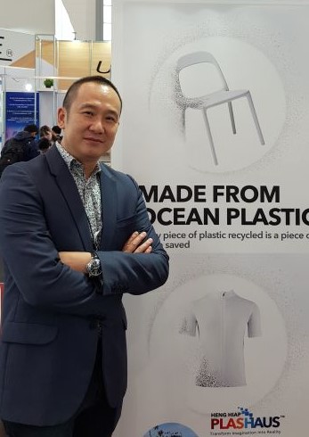 Heng Hiap Industries (CEO Kian Hoe Seah) recycelt jährlich 60.000 t Kunststoffabfälle aus dem Meer. Heng Hiap Industries (CEO Kian Hoe Seah) recycelt jährlich 60.000 t Kunststoffabfälle aus dem Meer.