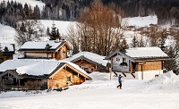 Ausblick auf die verschneiten Chalets (c) Johannes Kernmayer (PURADIES Hotel & Chalets) Ausblick auf die verschneiten Chalets (c) Johannes Kernmayer (PURADIES Hotel & Chalets)