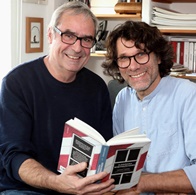 (Jocki_Foto, Erlangen): Tommie Goerz und Walther Appelt sind sichtlich stolz auf das neue Buch (Jocki_Foto, Erlangen): Tommie Goerz und Walther Appelt sind sichtlich stolz auf das neue Buch
