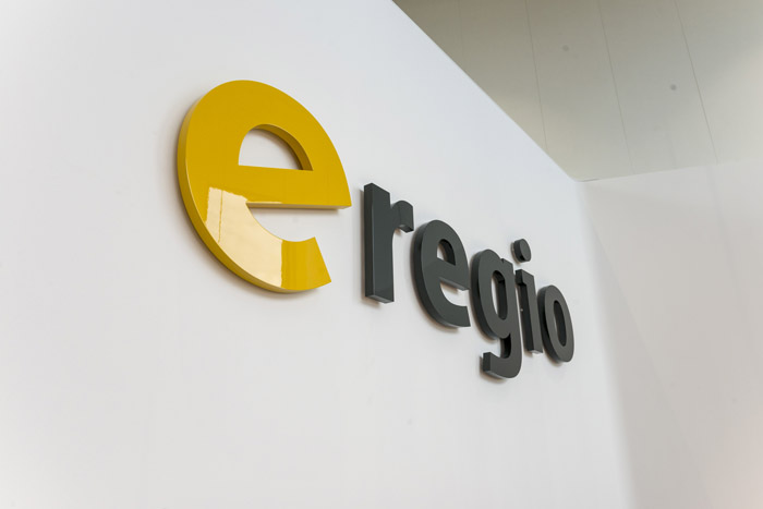 e-regio beschleunigt Geschäftsprozesse durch Digitalisierung. Foto: e-regio e-regio beschleunigt Geschäftsprozesse durch Digitalisierung. Foto: e-regio