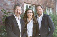Michael Suhren (links) uebergibt die Geschaeftsfuehrung an Julia Suhren & Marc Zielinski (c) a&o med